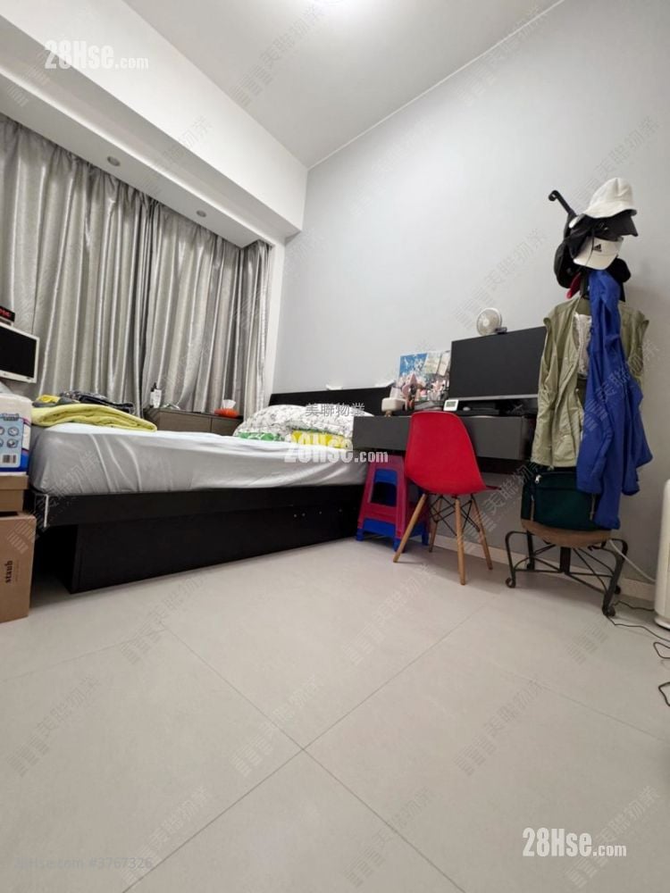 The Cairnhill Sell 2 Bedrooms , 1 Bathroom 634 ft²