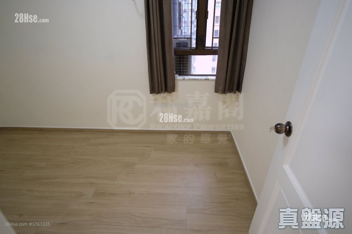 嘉景台 售盘 2 房 436 平方尺