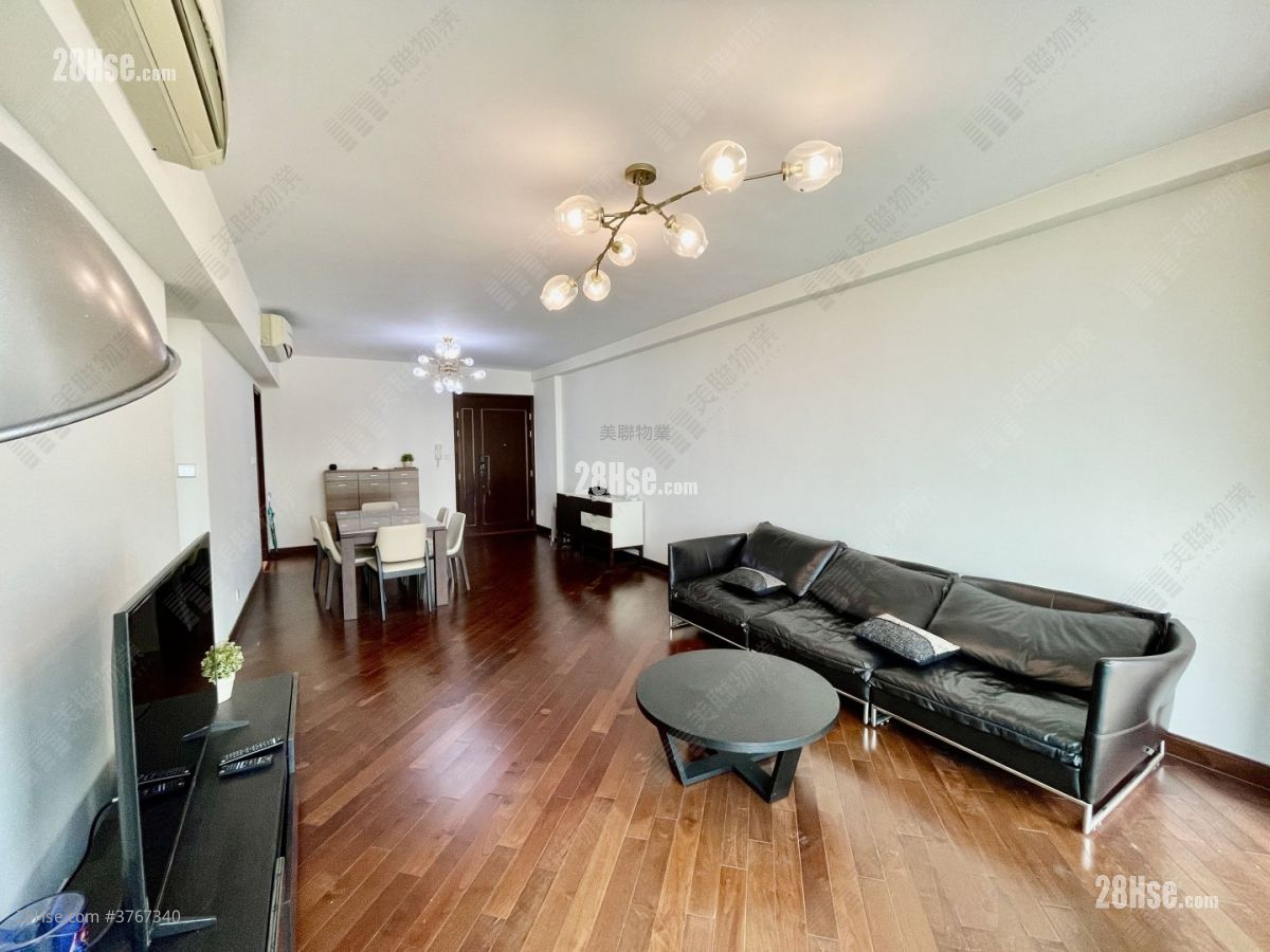 Mayfair By The Sea Sell 4 Bedrooms , 3 Bathrooms 1,252 ft²