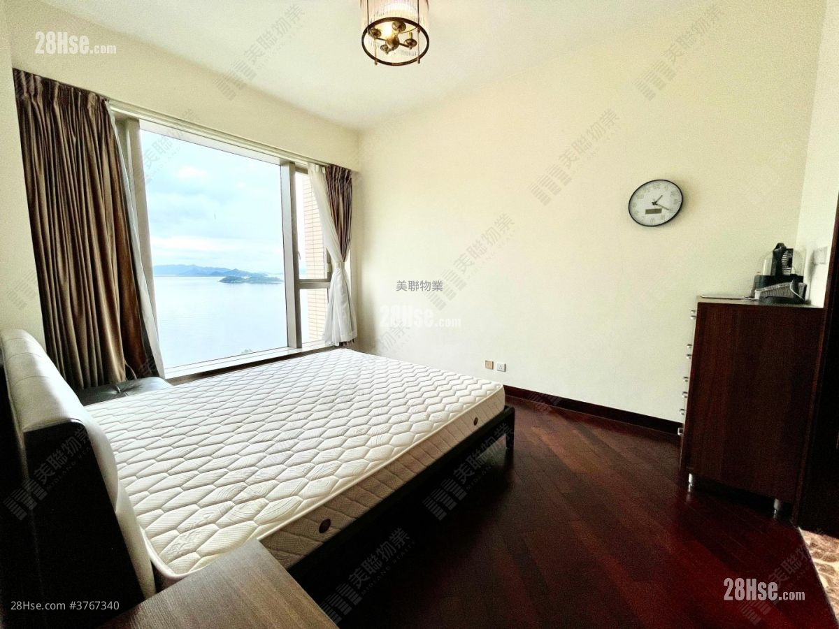 Mayfair By The Sea Sell 4 Bedrooms , 3 Bathrooms 1,252 ft²