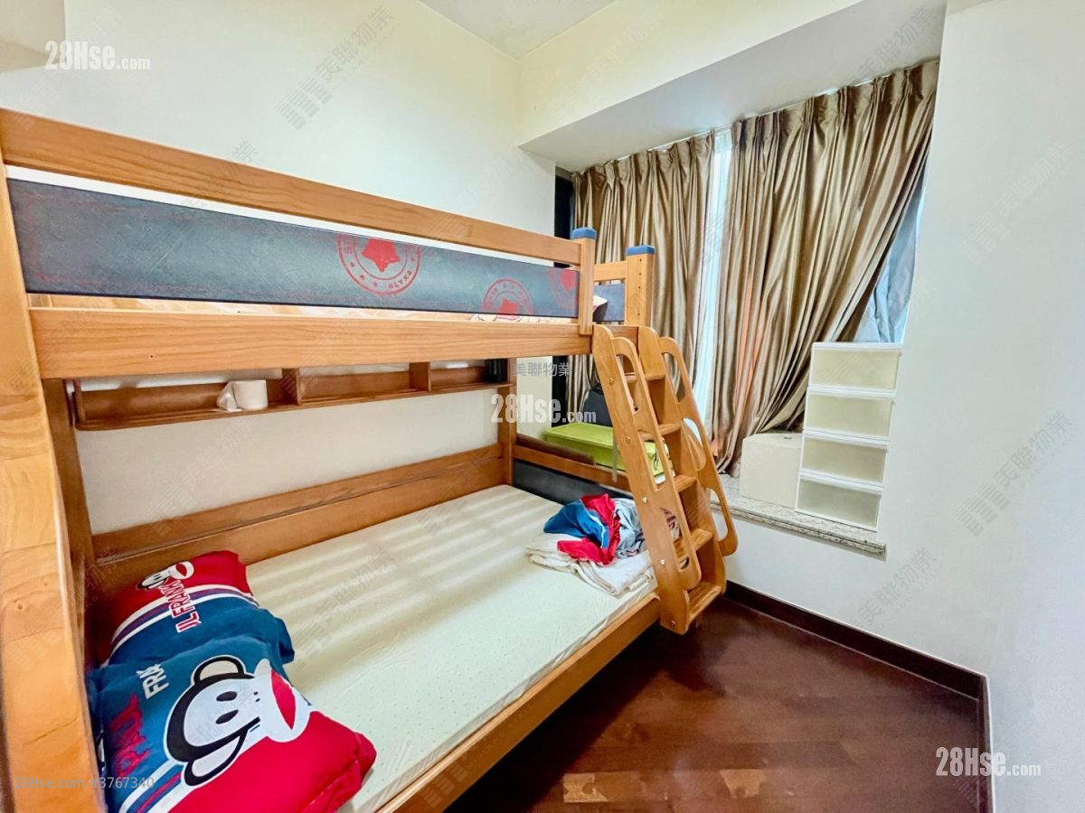 Mayfair By The Sea Sell 4 Bedrooms , 3 Bathrooms 1,252 ft²