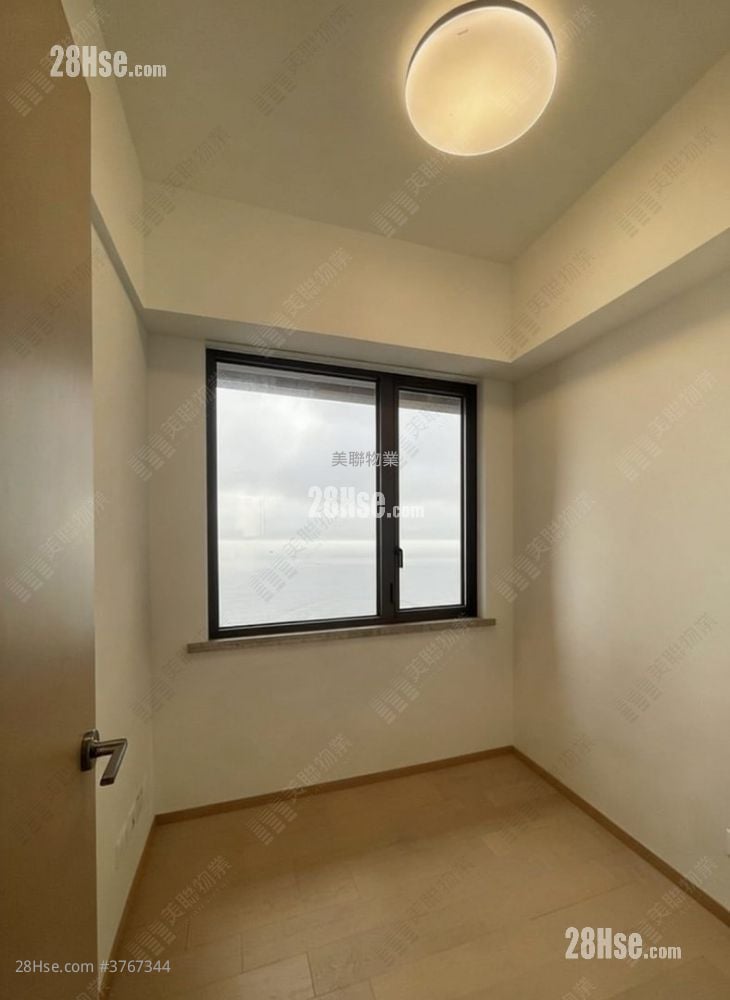 Lp6 Sell 2 Bedrooms , 1 Bathroom 515 ft²