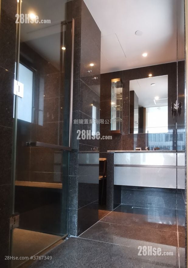 Eight Kwai Fong Happy Valley 租盘 1 房 , 1 浴室 402 平方尺