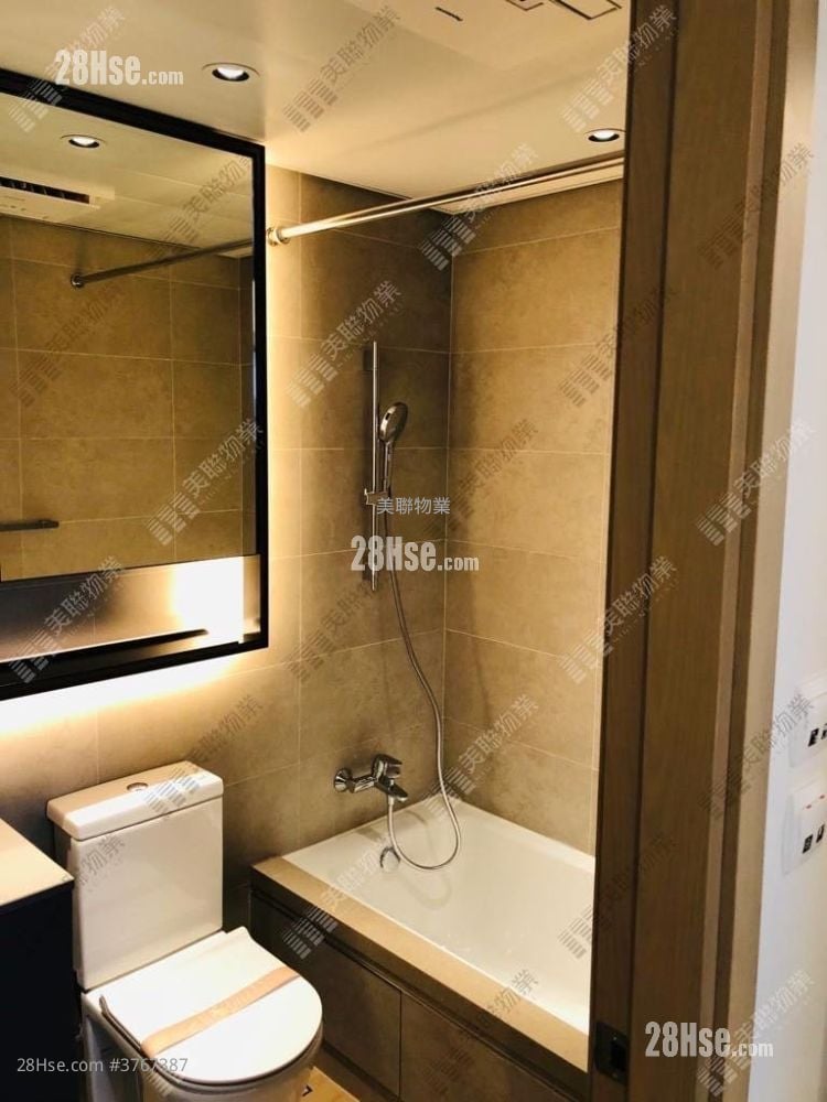 Lp6 Sell 2 Bedrooms 422 ft²