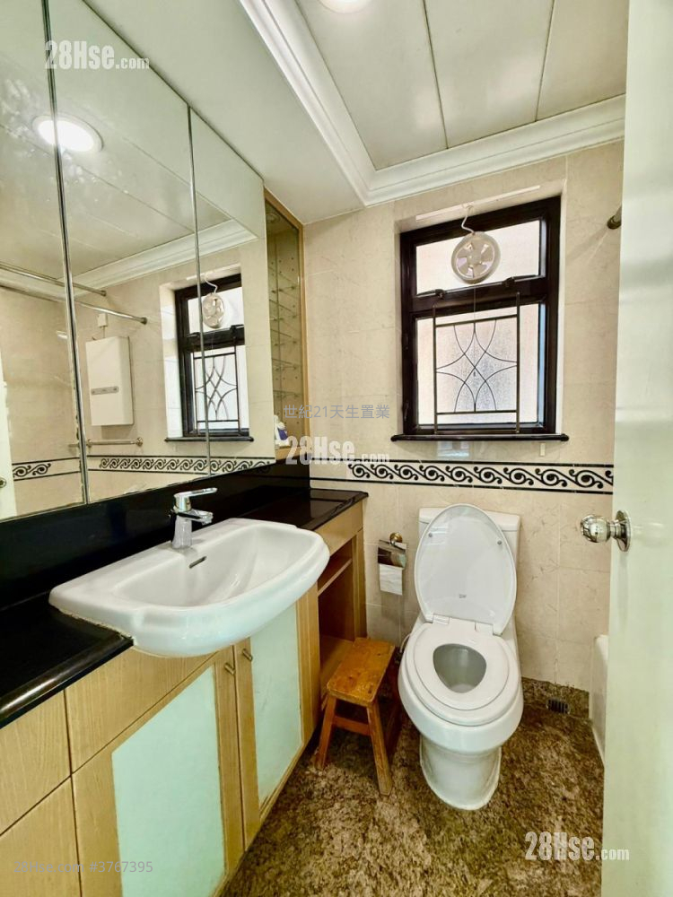 爱琴海岸 售盘 3 房 , 1 浴室 623 平方尺