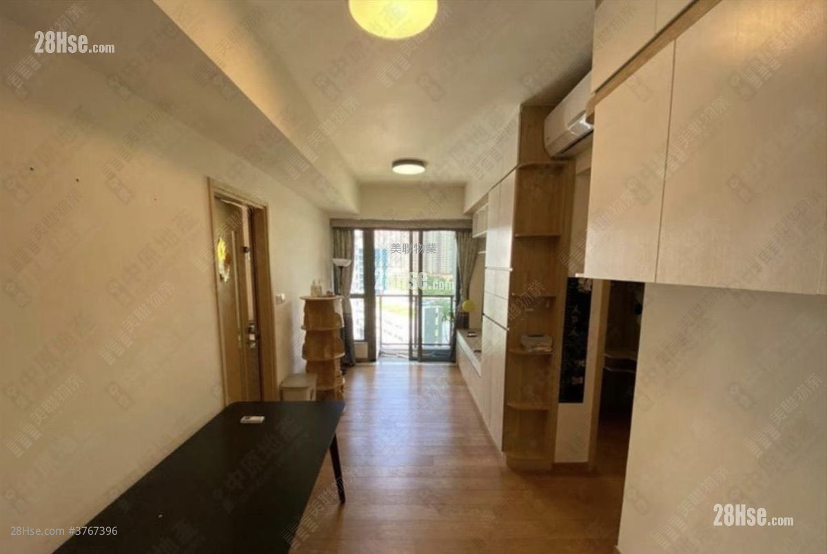 The Papillons Sell 2 Bedrooms 484 ft²