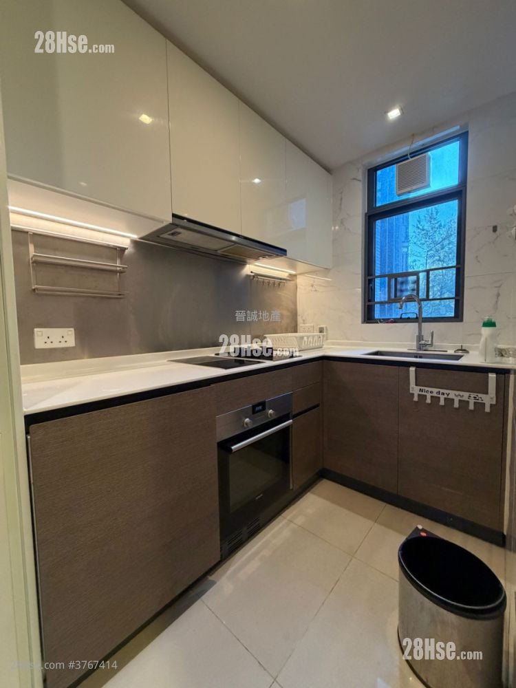 满名山 售盘 2 房 , 1 浴室 586 平方尺