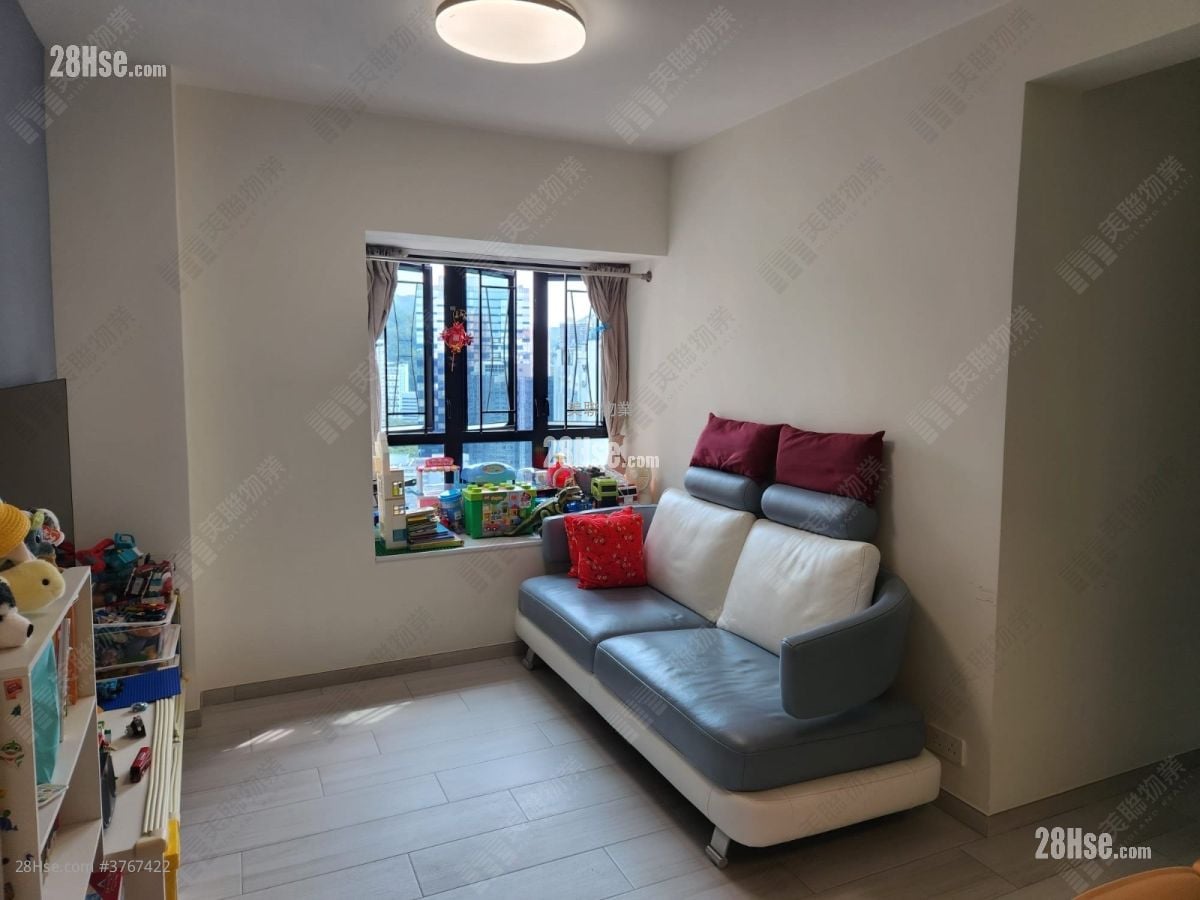 The Panorama Sell 3 Bedrooms 526 ft²