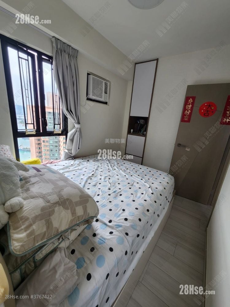 The Panorama Sell 3 Bedrooms 526 ft²