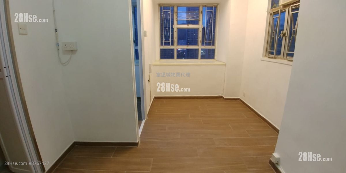 Greenwood Garden Sell 1 Bedroom , 1 Bathroom 215 ft²