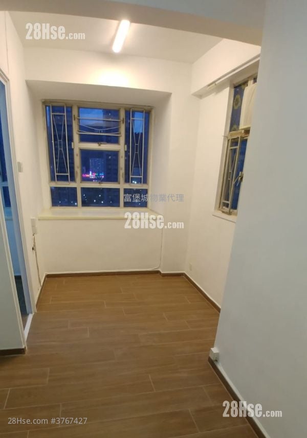 Greenwood Garden Sell 1 Bedroom , 1 Bathroom 215 ft²