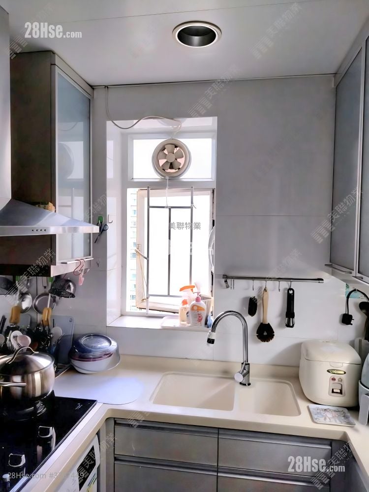 城中駅 售盘 2 房 , 1 浴室 503 平方尺