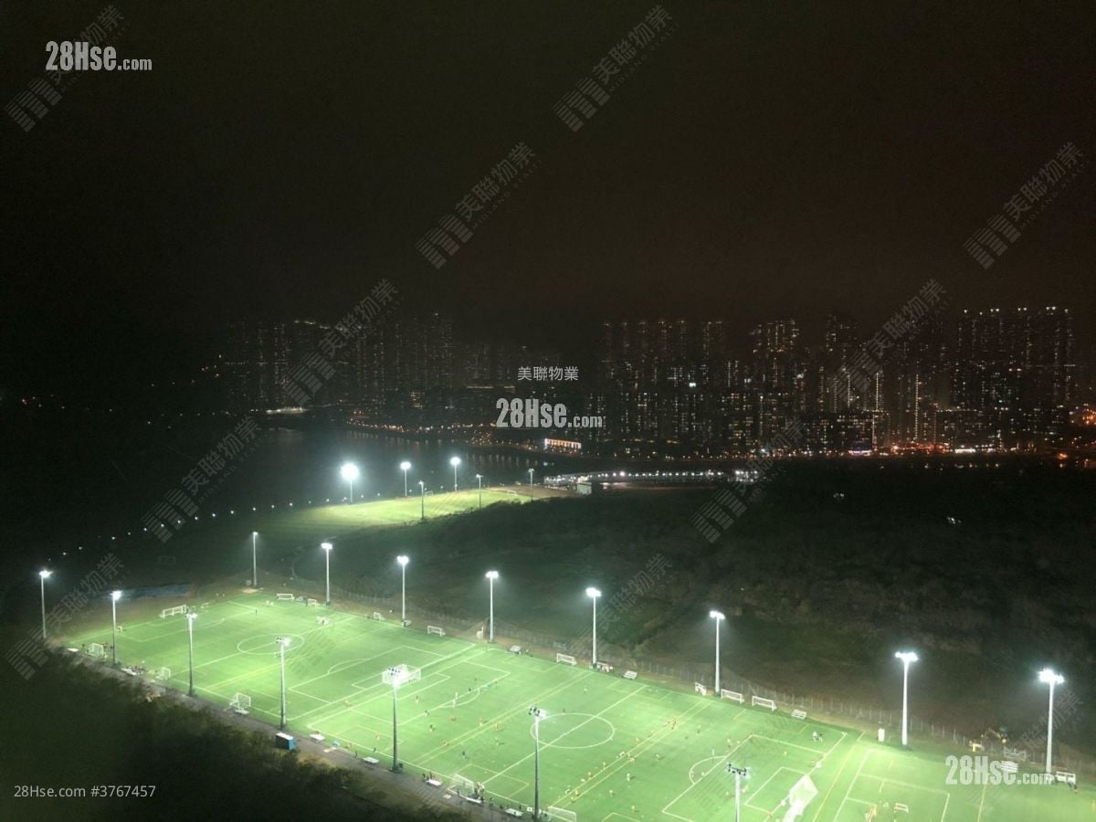 致蓝天 售盘 4 房 928 平方尺