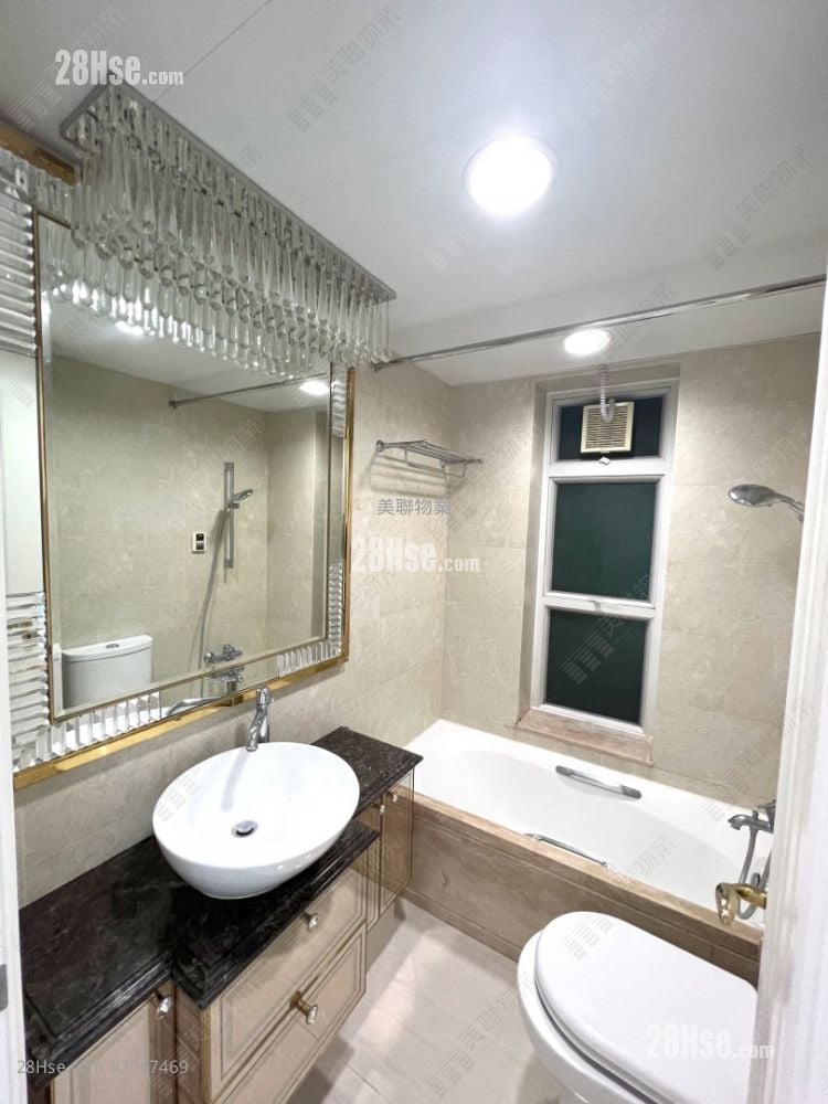 致蓝天 售盘 3 房 746 平方尺