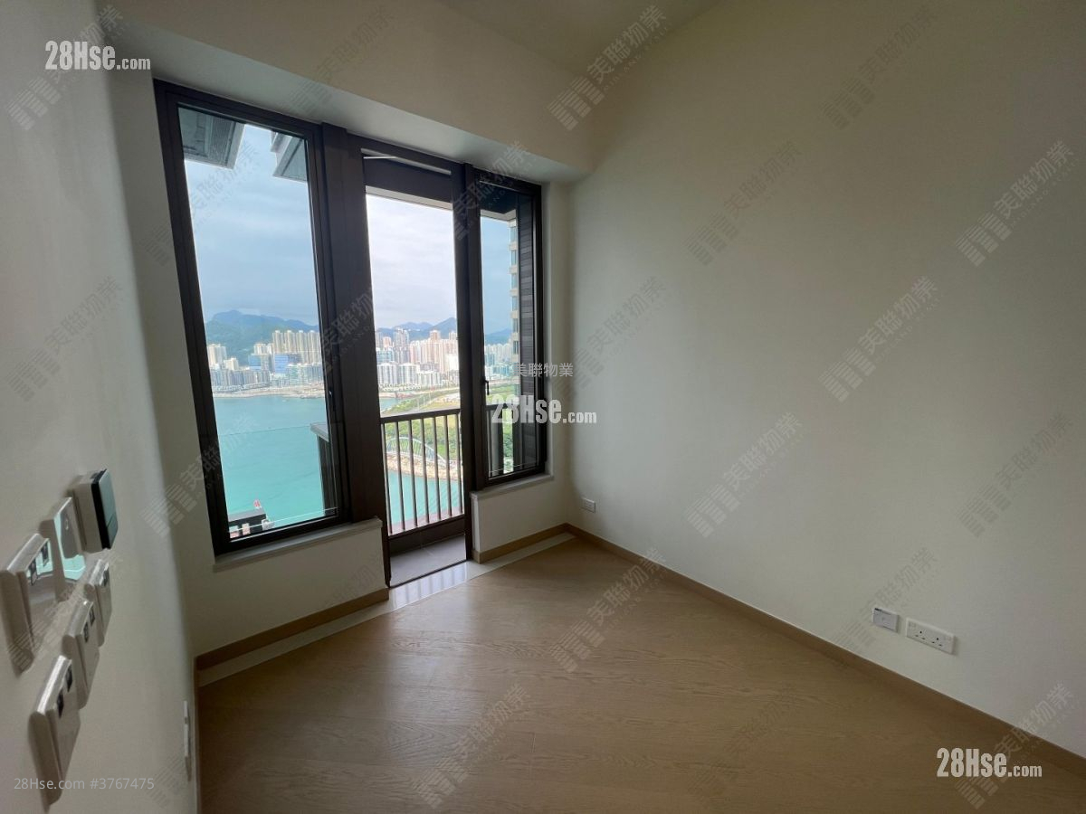 LP10 售盘 4 房 1,204 平方尺