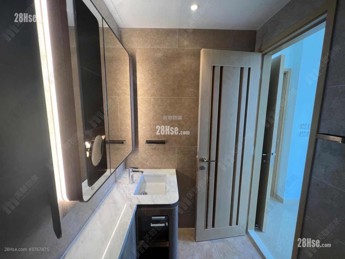 LP10 售盘 4 房 1,204 平方尺