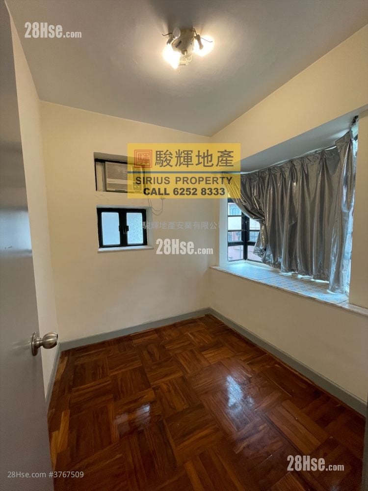 Kin Fung Court Rental 370 ft²