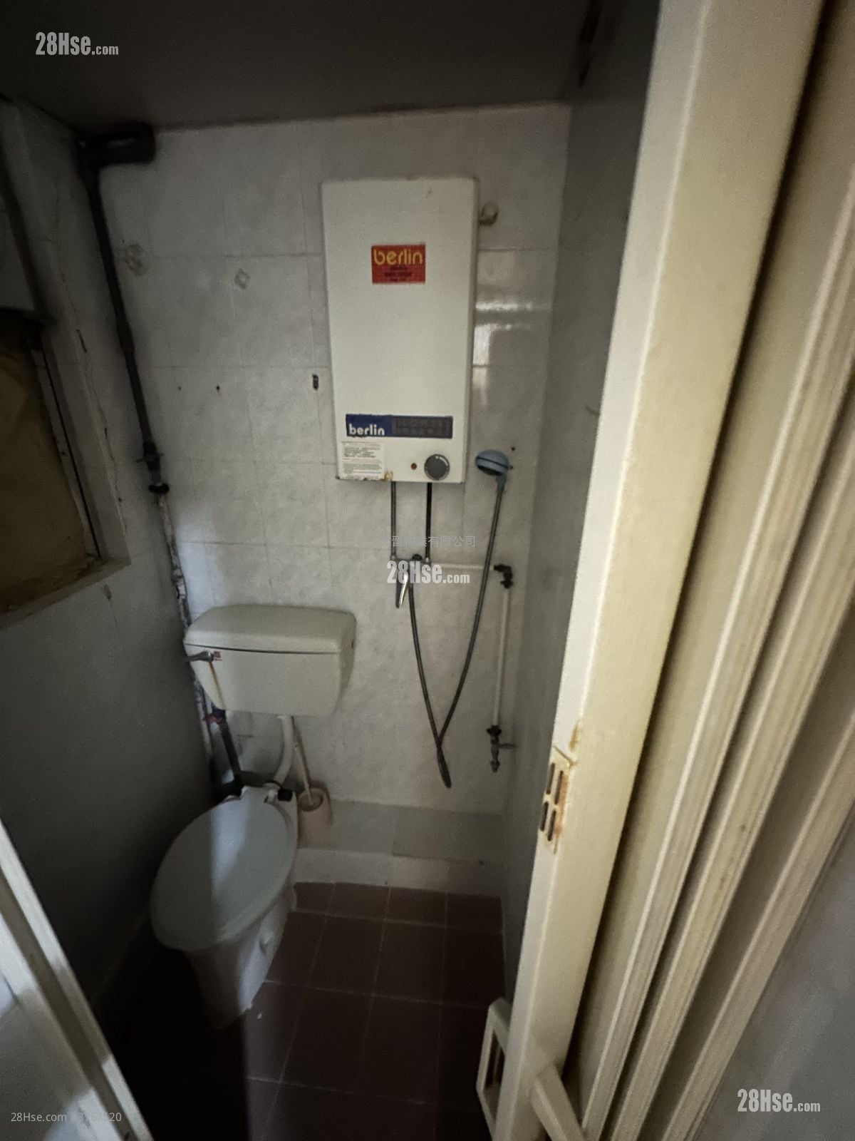 Lux Theatre Building Sell 3 Bedrooms , 3 Bathrooms 445 ft²