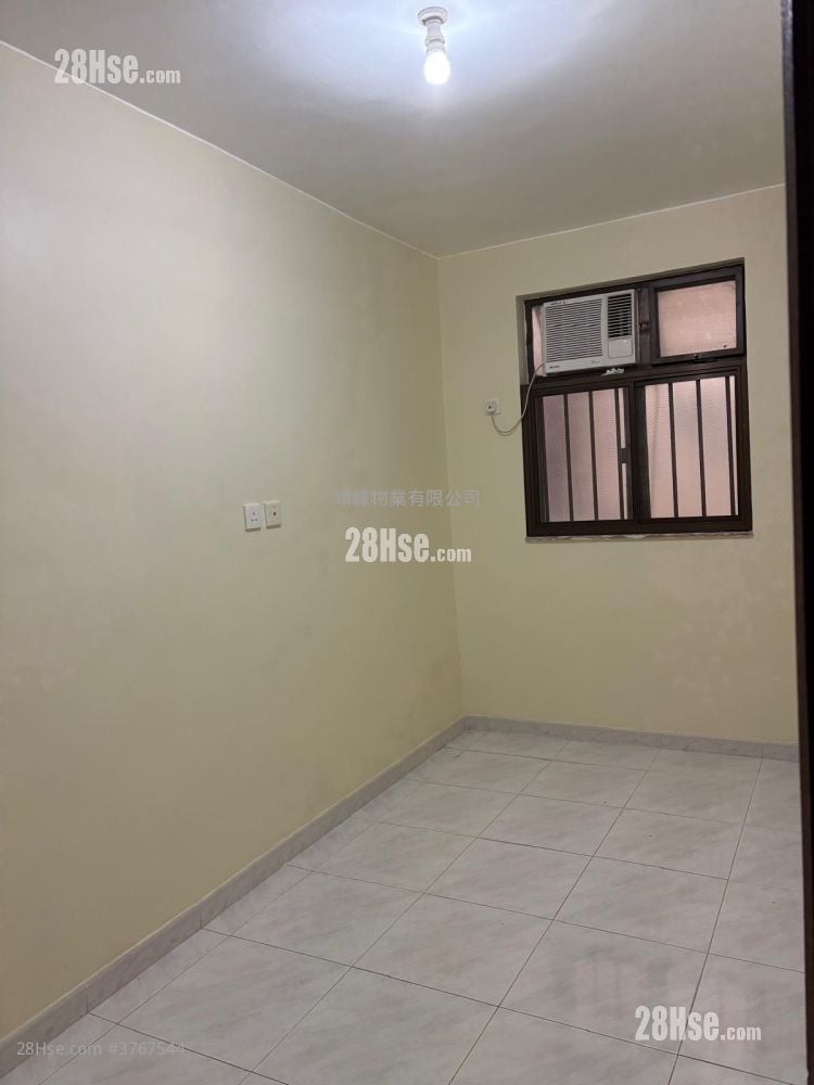 村屋 租盘 3 房 , 1 浴室 630 平方尺