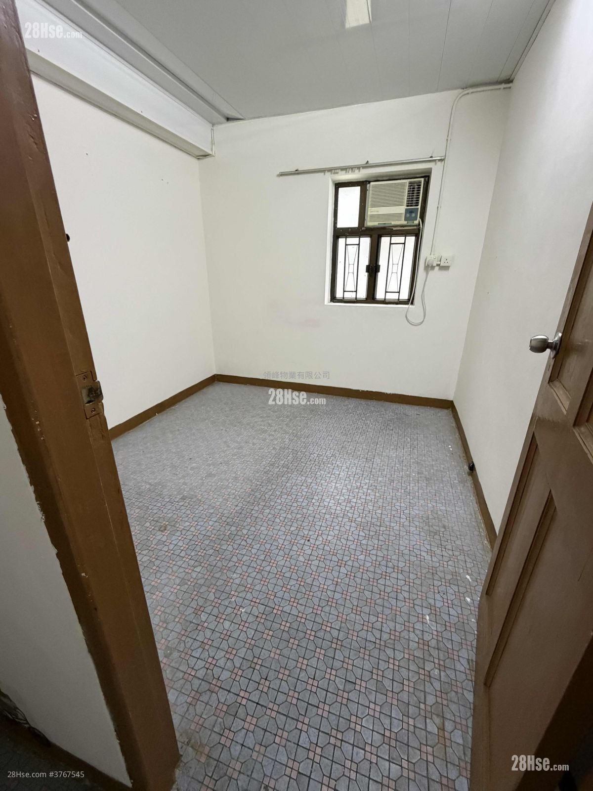 Village Rental 1 Bedroom , 1 Bathroom 400 ft²