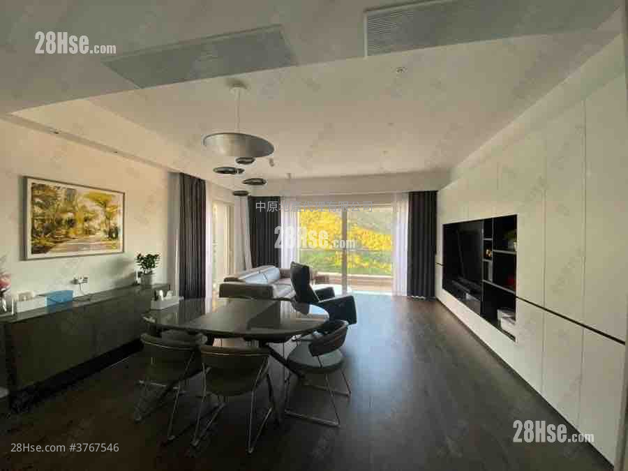 Avignon Sell 3 Bedrooms , 3 Bathrooms 1,201 ft²