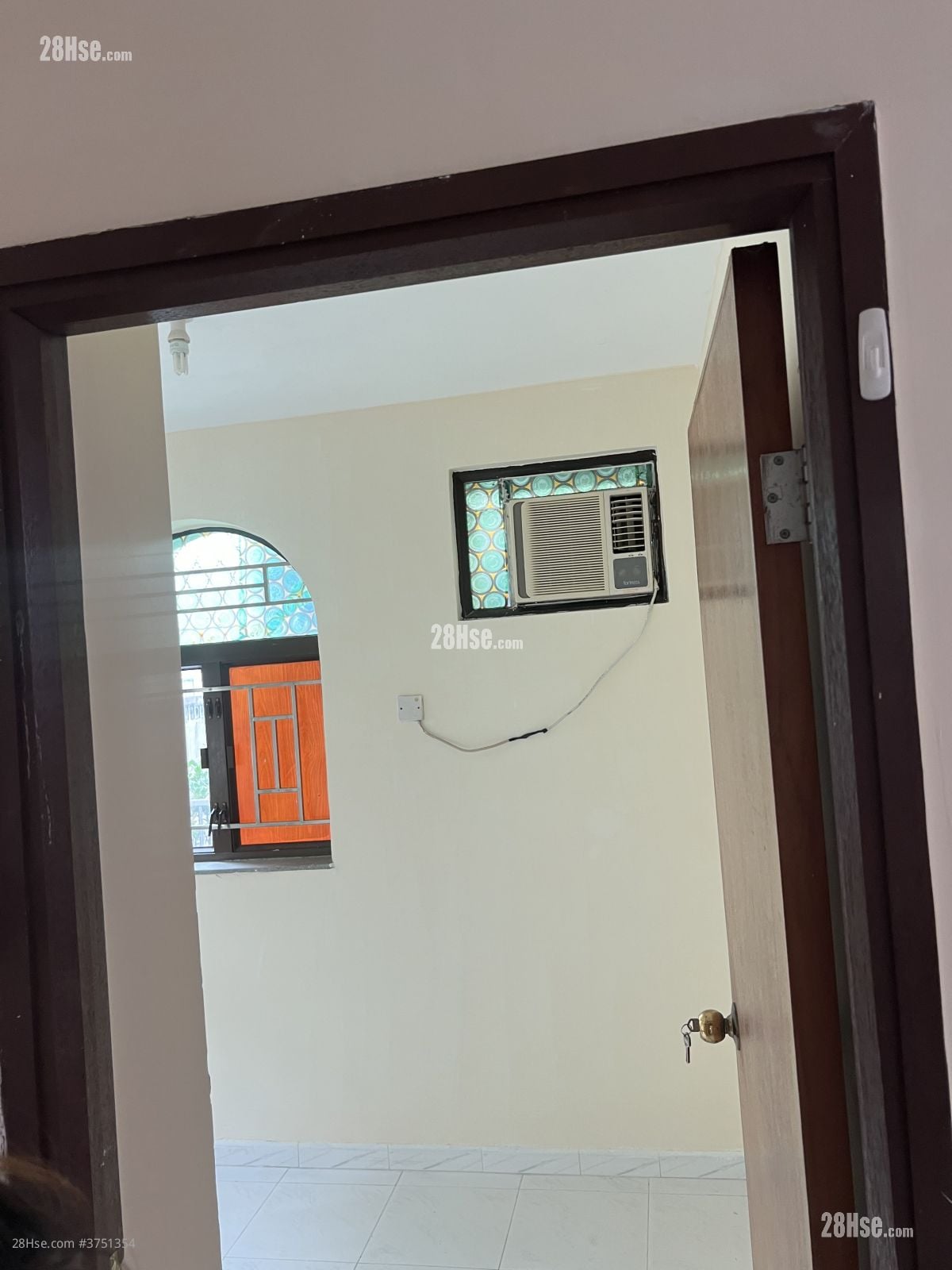 Lung Kwu Tan Rental 3 Bedrooms , 1 Bathroom 650 ft²