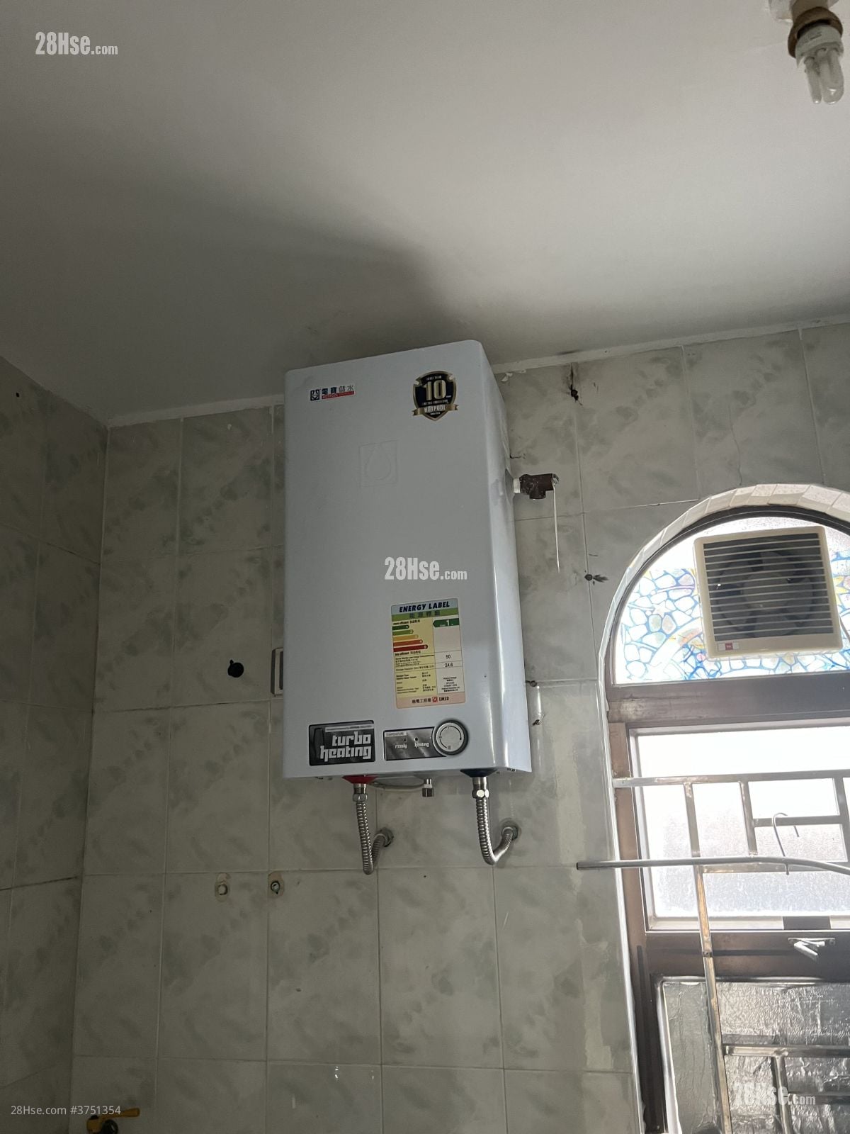 Lung Kwu Tan Rental 3 Bedrooms , 1 Bathroom 650 ft²