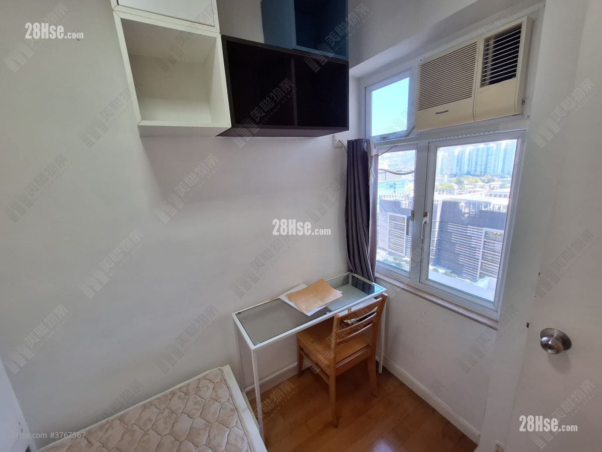 Jubilee Garden Sell 3 Bedrooms , 1 Bathroom 665 ft²