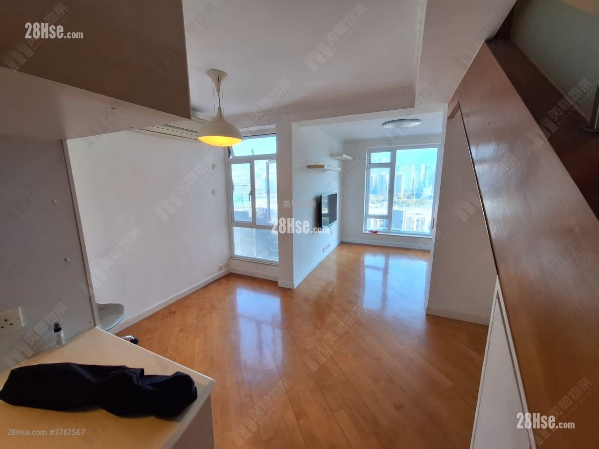 Jubilee Garden Sell 3 Bedrooms , 1 Bathroom 665 ft²