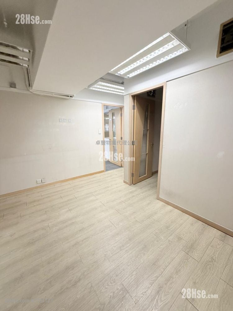 822 Lai Chi Kok Road Rental 5+ Bedrooms , 2 Toilets 2,900 ft²