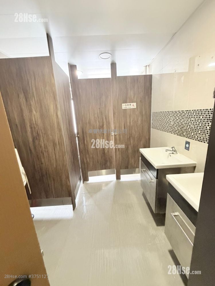 822 Lai Chi Kok Road Rental 5+ Bedrooms , 2 Toilets 2,900 ft²