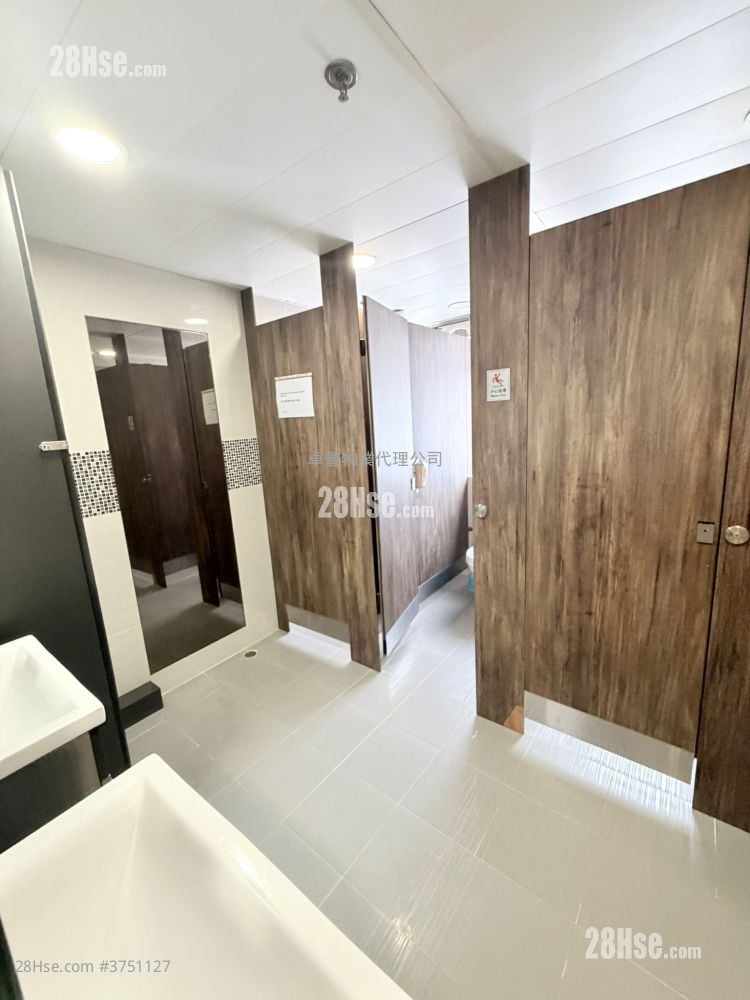 822 Lai Chi Kok Road Rental 5+ Bedrooms , 2 Toilets 2,900 ft²