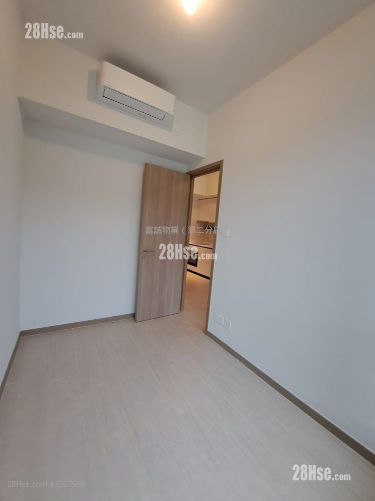 Chill Residence Rental 1 Bedroom , 1 Bathroom 322 ft²
