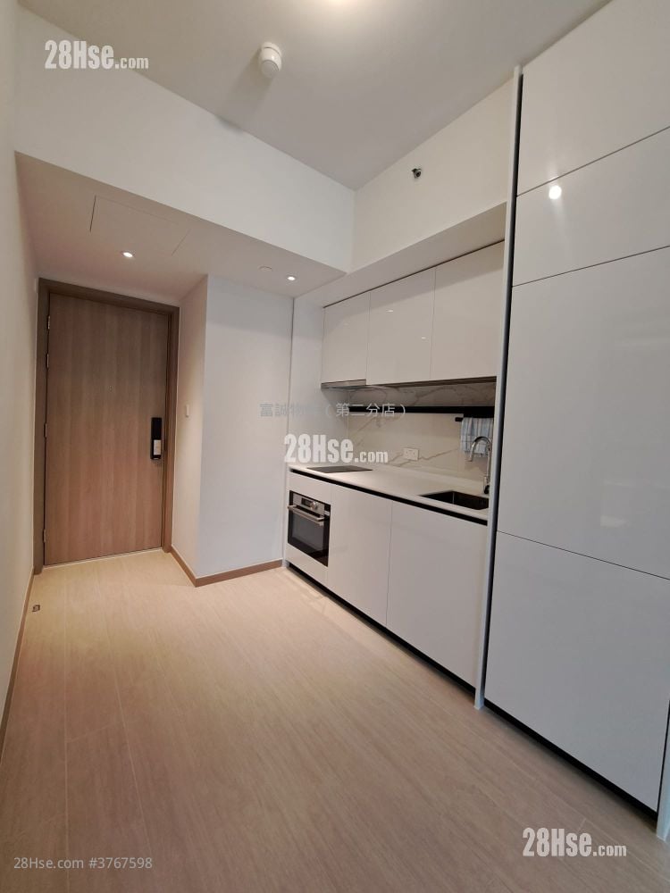 Chill Residence Rental 1 Bedroom , 1 Bathroom 322 ft²