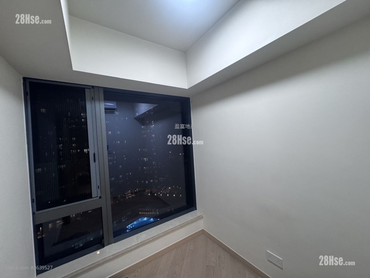 The Regent Rental 2 Bedrooms , 1 Bathroom 524 ft²