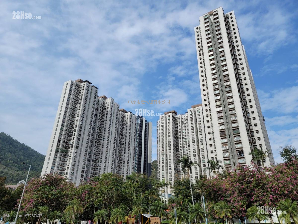 Mayfair Gardens Sell 2 Bedrooms , 1 Bathroom 329 ft²