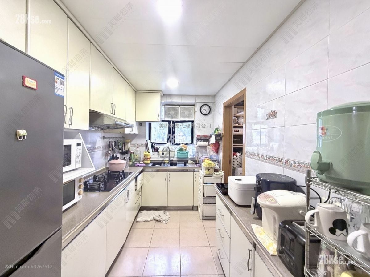 又一村花园 售盘 3 房 1,537 平方尺