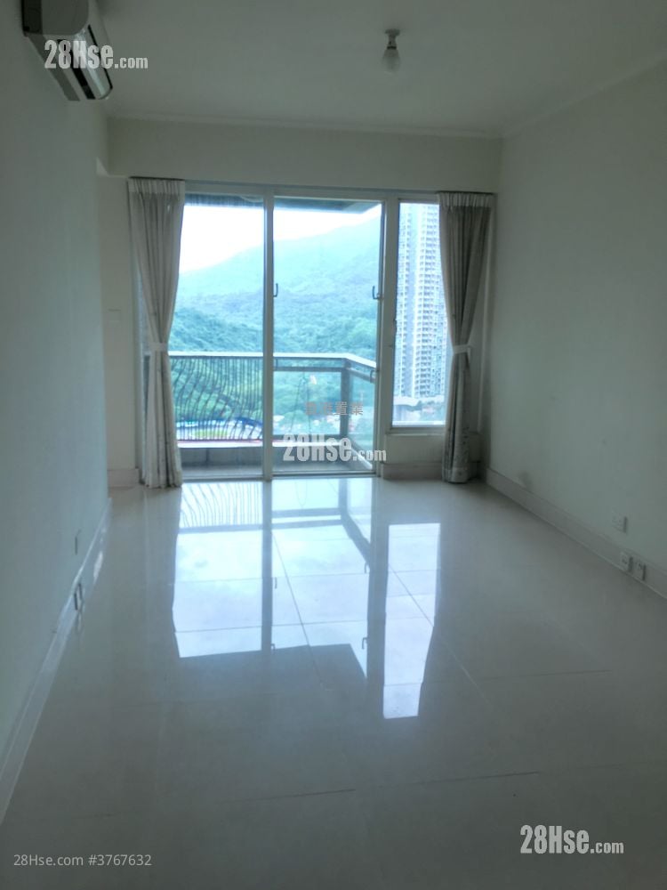 领峰 售盘 3 房 , 2 浴室 654 平方尺