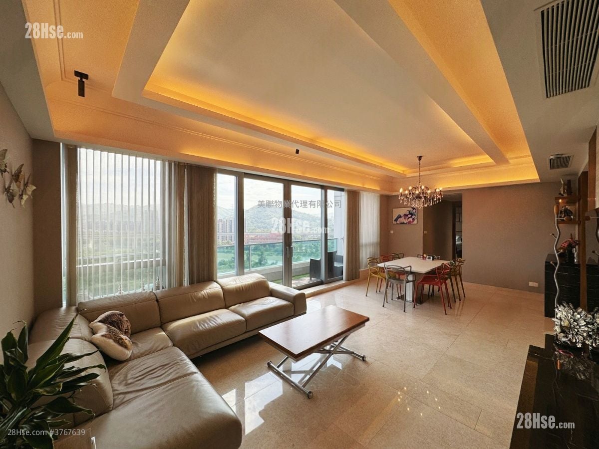 峻峦 售盘 4 房 , 3 浴室 1,402 平方尺