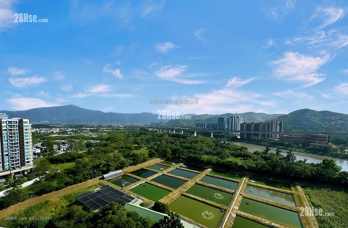 峻峦 售盘 4 房 , 3 浴室 1,402 平方尺