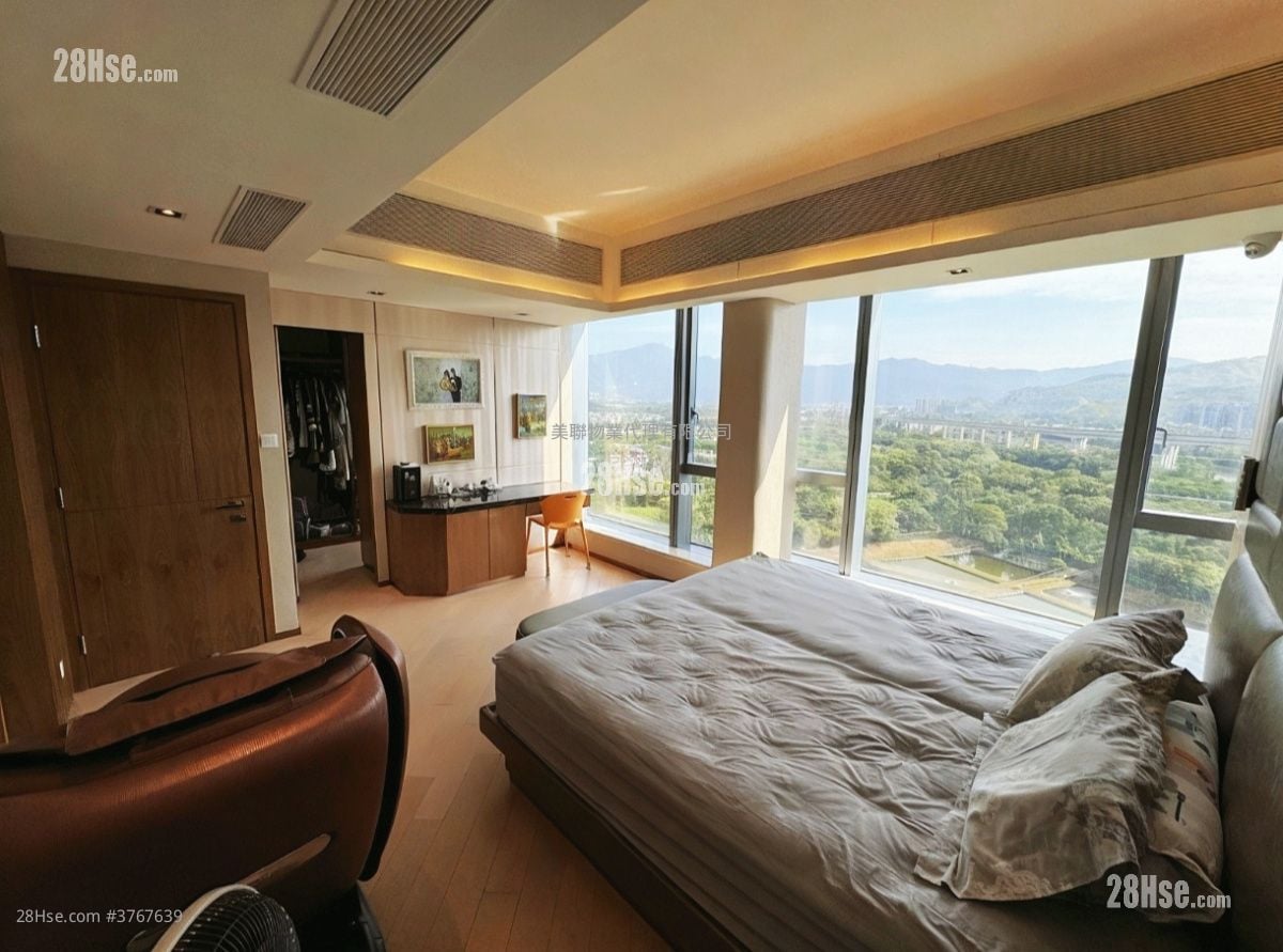 峻峦 售盘 4 房 , 3 浴室 1,402 平方尺