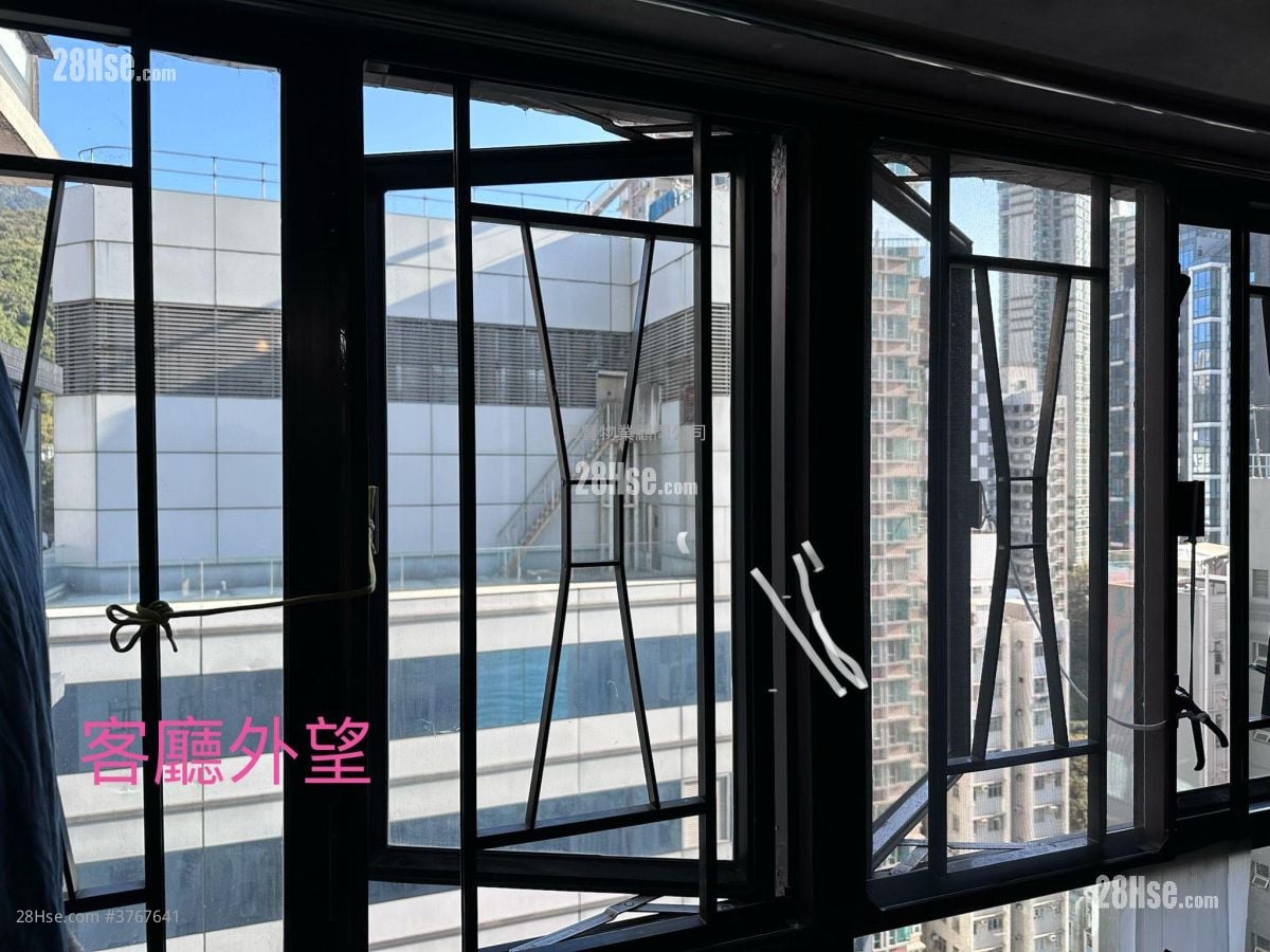 坚城中心 售盘 3 房 , 2 浴室 536 平方尺