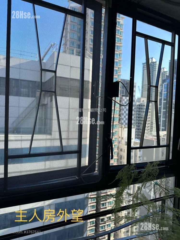 坚城中心 售盘 3 房 , 2 浴室 536 平方尺