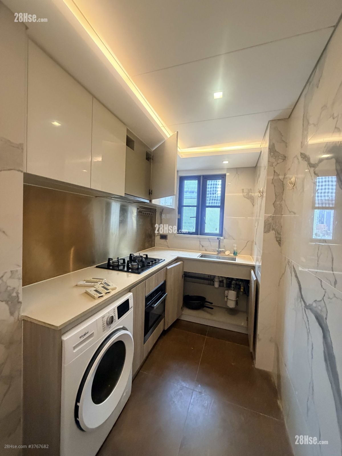 One Kai Tak(I) Sell 3 Bedrooms , 2 Bathrooms 818 ft²