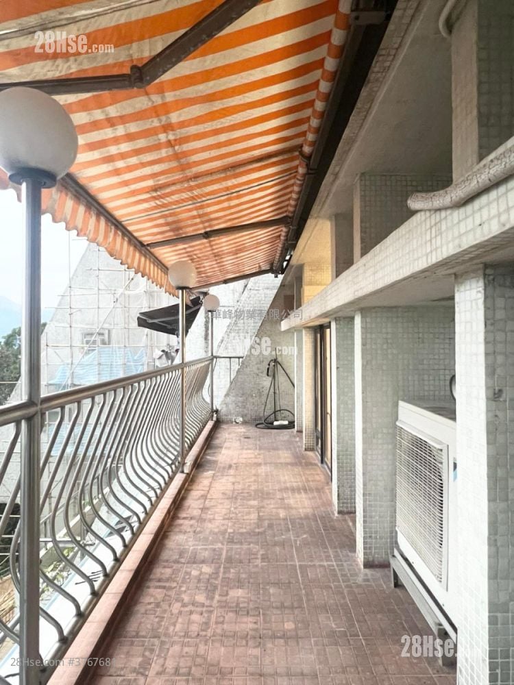 华景山庄 售盘 3 房 , 2 浴室 1,157 平方尺