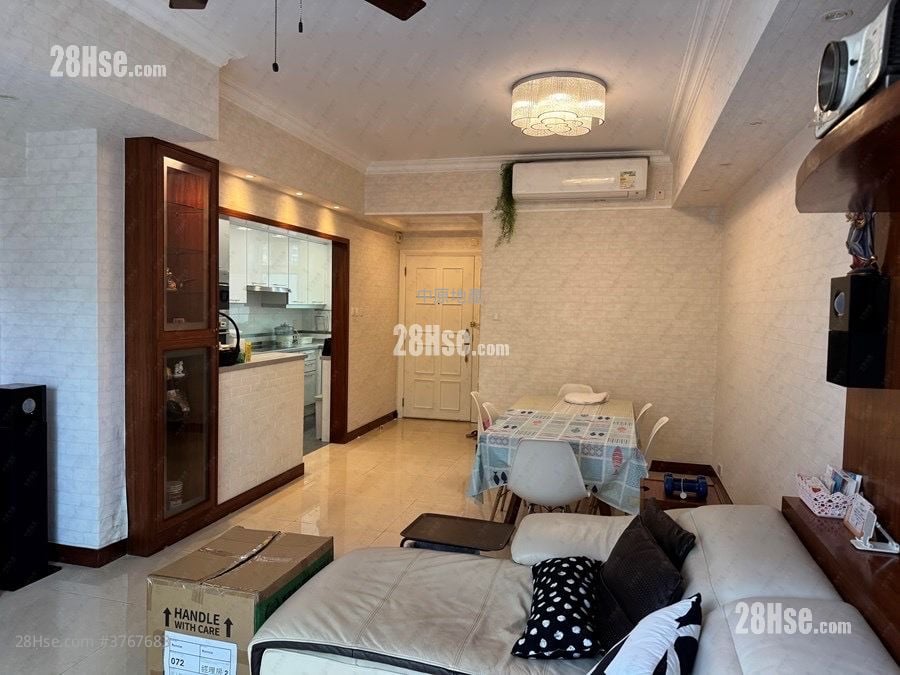 Seasons Villas Sell 4 Bedrooms 1,117 ft²