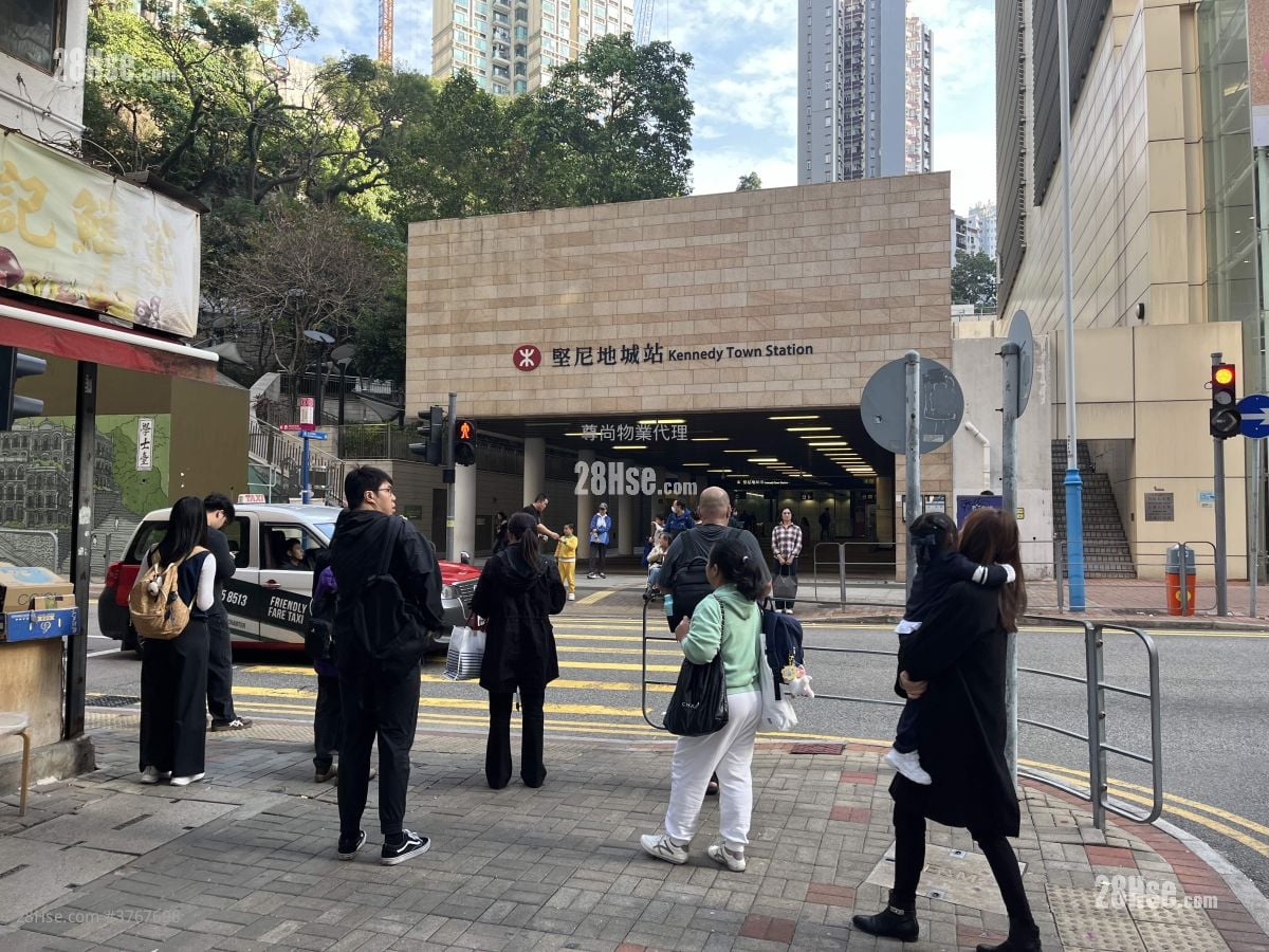 卑路乍街52 号 售盘