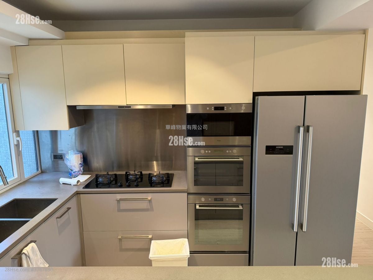 华景山庄 售盘 3 房 , 2 浴室 1,124 平方尺