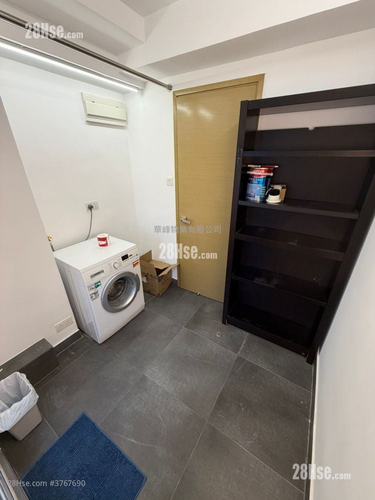 华景山庄 售盘 3 房 , 2 浴室 1,124 平方尺