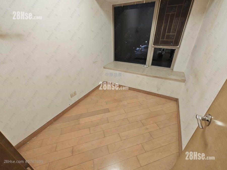 Park Nara Sell 3 Bedrooms , 1 Bathroom 563 ft²